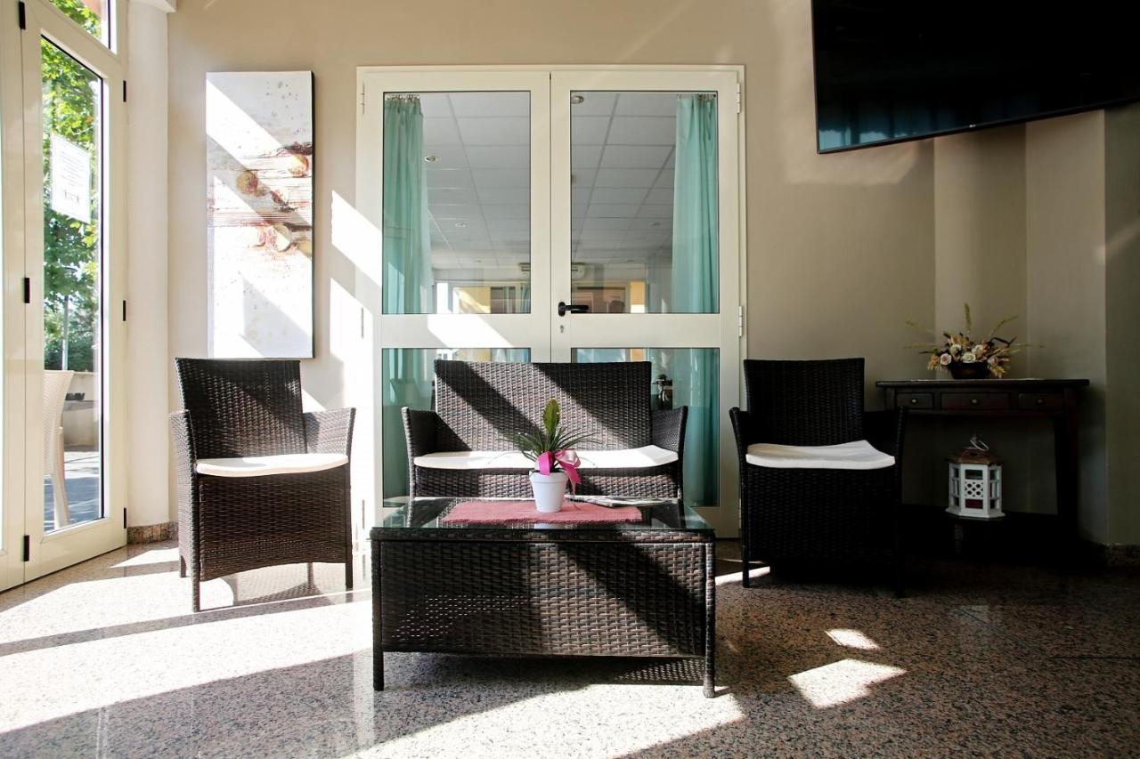Hotel Serafini Misano Adriatico Εξωτερικό φωτογραφία