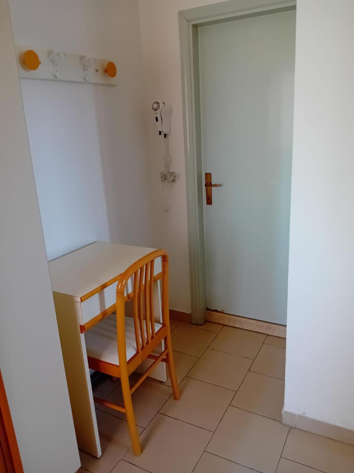 Hotel Serafini Misano Adriatico Εξωτερικό φωτογραφία